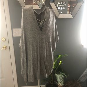 Evereve marled gray “sleeved” poncho